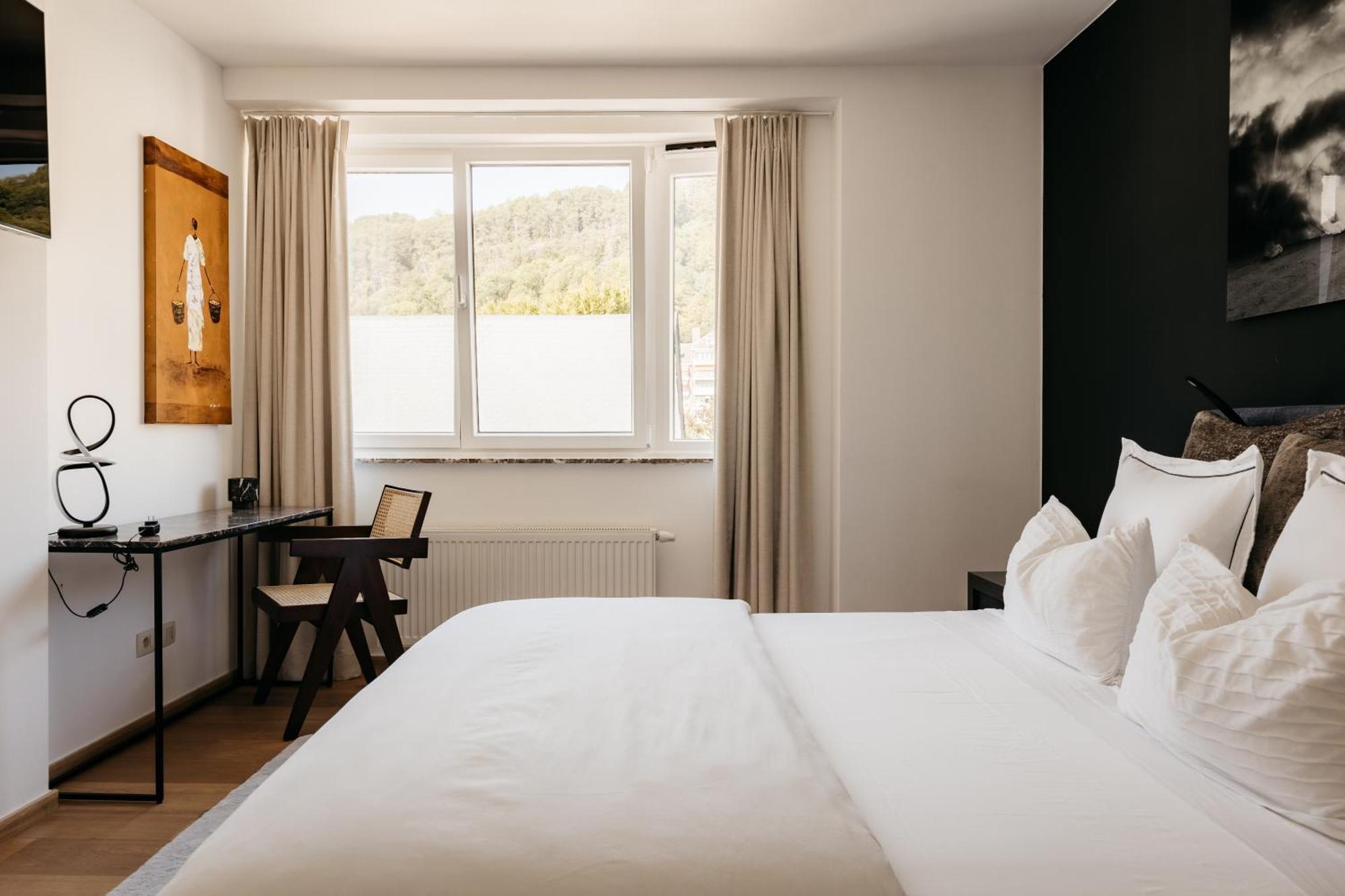 The Edgewater Suites - Park View Namur Eksteriør billede