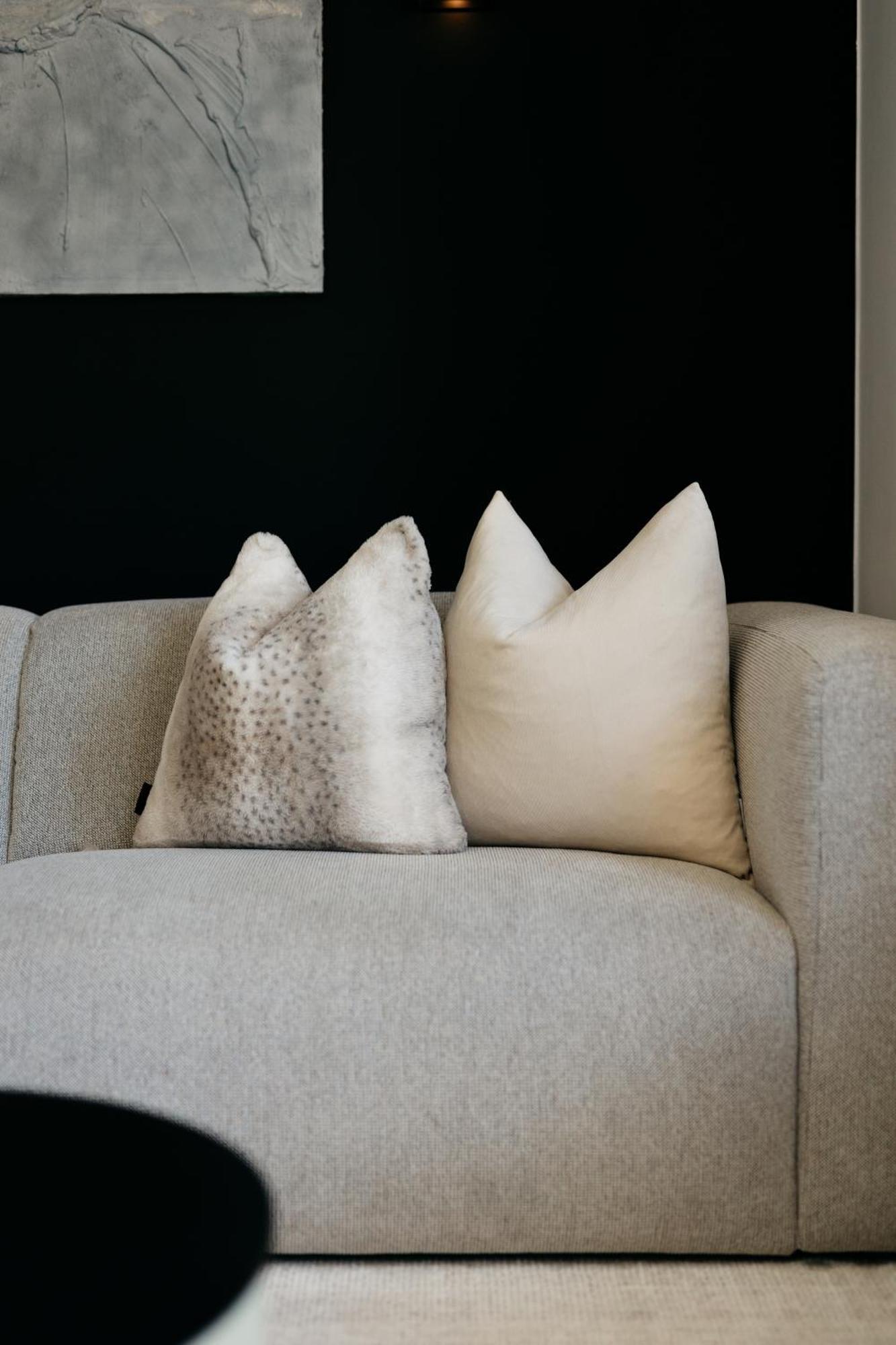 The Edgewater Suites - Park View Namur Eksteriør billede